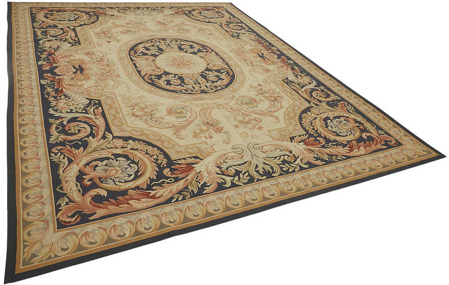 Sivemi Lacivert Bej Madalyon Desenli Klasik El Dokuma Halı 272x368 cm – genel görünüm