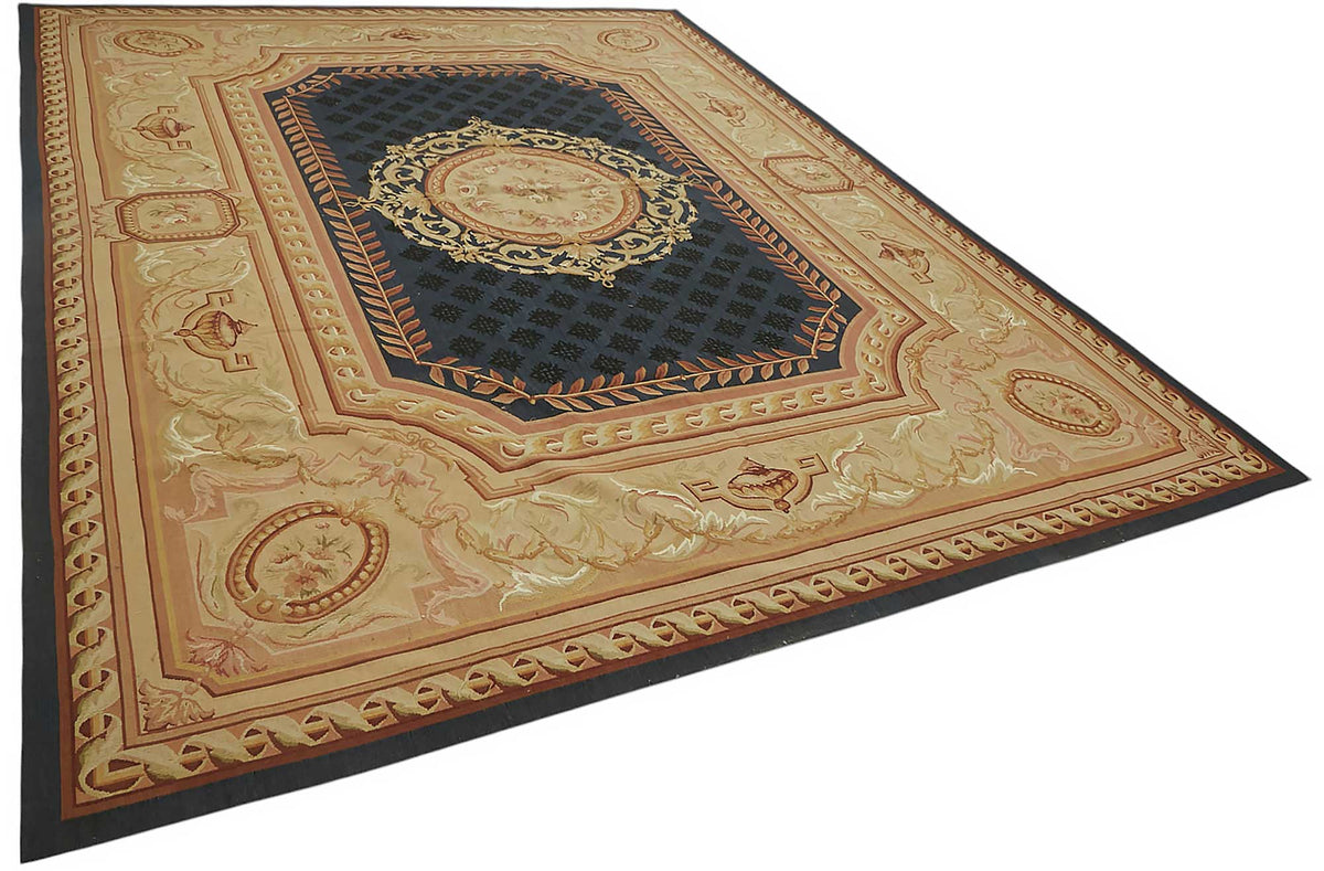 Sivemi Lacivert Bej Halı El Dokuma Madalyon Desenli 274x375 cm 47416 – genel görünüm
