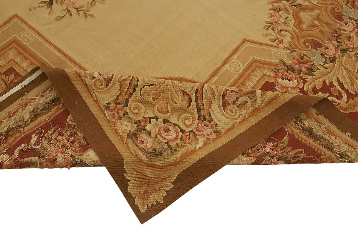 Sivemi Çiçek Desenli Bordo Bej Aubusson El Dokuma Halı 300x428 cm – kenar detayı