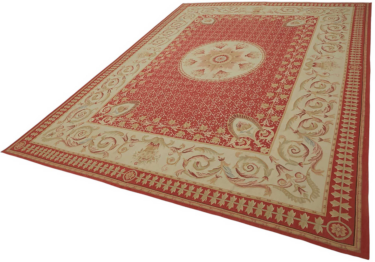 Sivemi Aubusson Kırmızı ve Bej Madalyonlu Vintage Halı 270x373 cm – doku yakın çekim