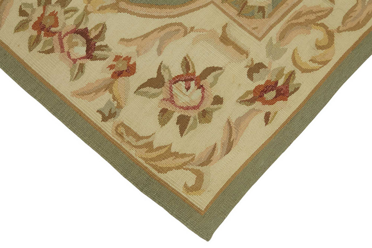 Sivemi Yeşil Bej Halı Klasik Çiçekli Aubusson Dokuma 71x143 cm – detay görünümü
