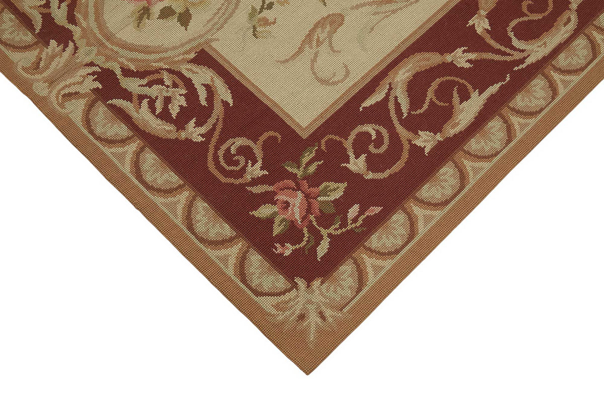 Mevri Bordo Bej Halı, Çiçekli Needlepoint El Dokuması 122x183 cm – detay görünümü