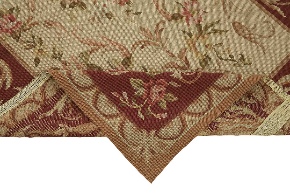 Mevri Bordo Bej Halı, Çiçekli Needlepoint El Dokuması 122x183 cm – kenar detayı