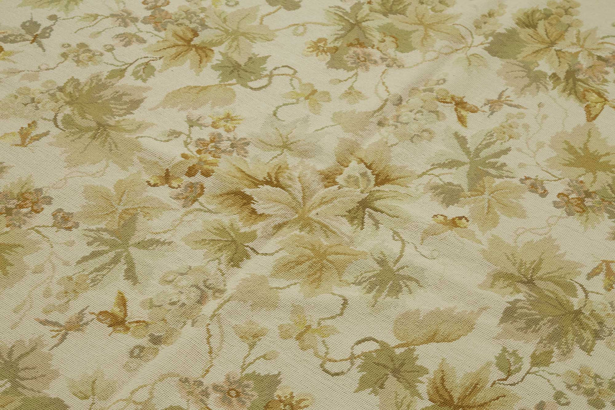 Mevri Çiçek Desenli Bej Yeşil El Dokuma Halı 183x275 cm – mekânda kullanım