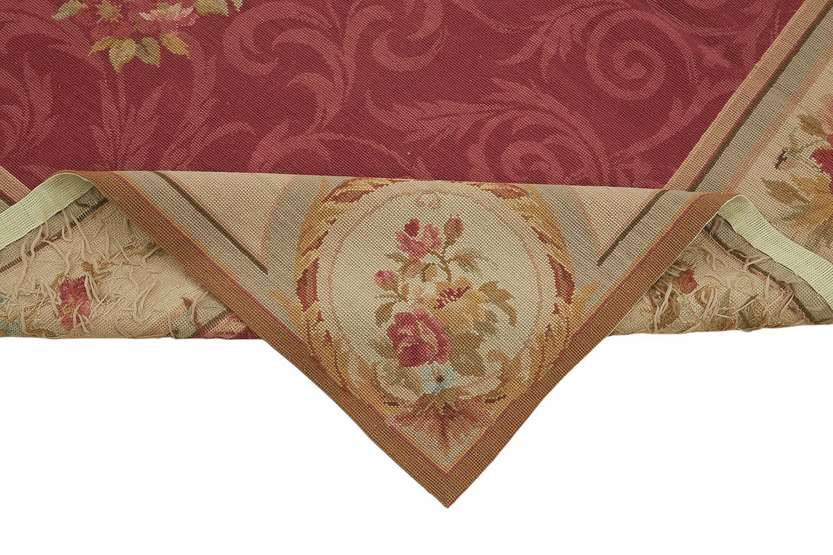 Mevri Needlepoint Bordo Krem Çiçek Desenli El Dokuma Halı 162x246 cm – kenar detayı
