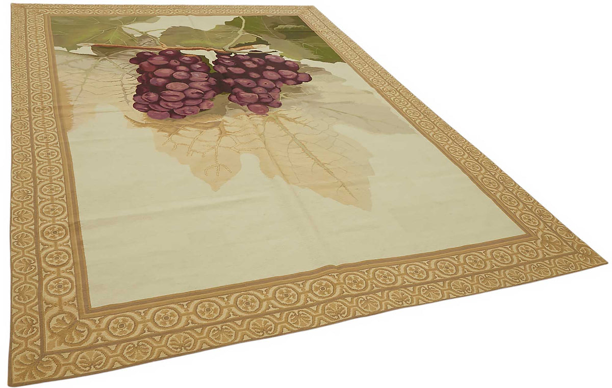 Mevri Dokuma Modern Needlepoint Halı Bej ve Mor Çiçek Desenli 212x292 cm – genel görünüm