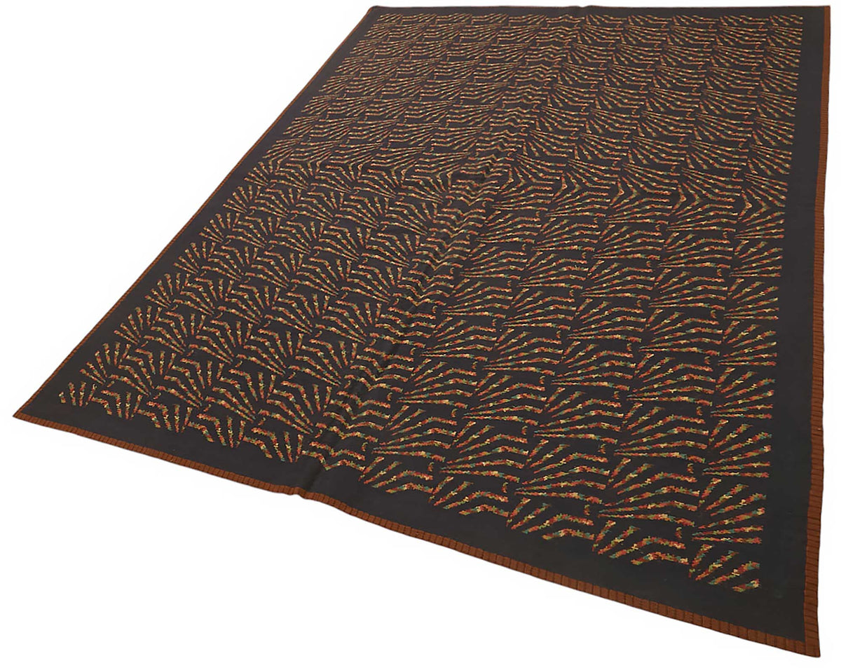 Mevri Siyah Kahverengi Geometrik Desenli Yün El Dokuma Halı 168x235 cm – doku yakın çekim
