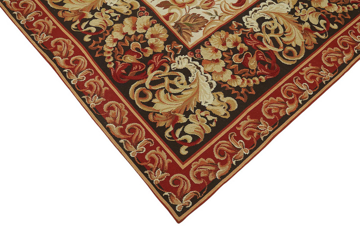 Mevri Bej Kırmızı Çiçek Desenli Yün El Dokuma Needlepoint Halı 239x298 cm – detay görünümü