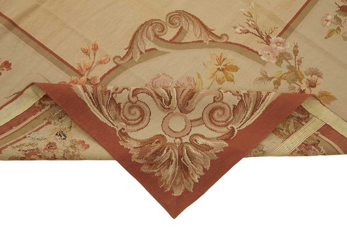 Mevri Bej Zeminli Çok Renkli Çiçekli Vintage Halı 276x369 cm – kenar detayı