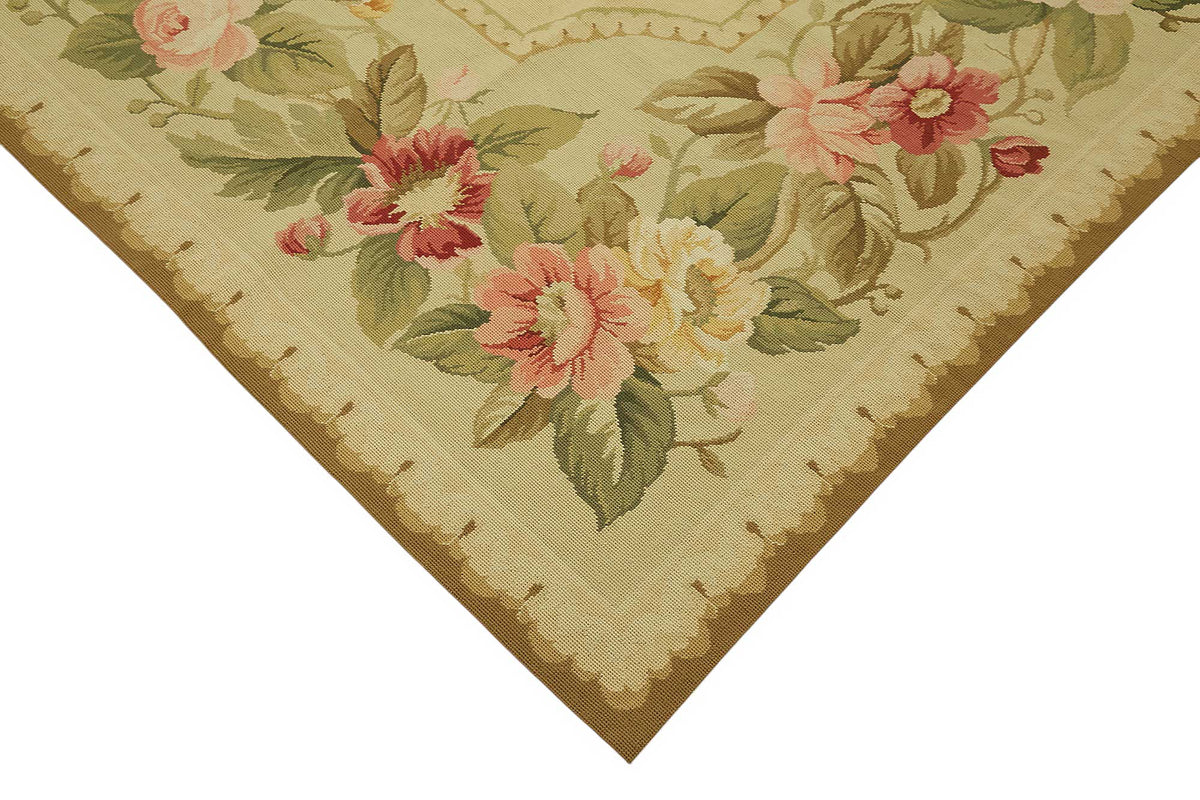 Mevri Needlepoint Bej Çiçek Desenli El Dokuma Halı 270x352 cm – detay görünümü