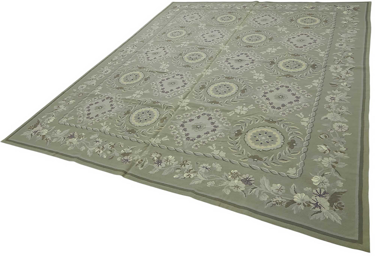 Mevri Açık Gri ve Yeşil Madalyon Desenli Düz Dokuma Halı 242x308 cm – doku yakın çekim