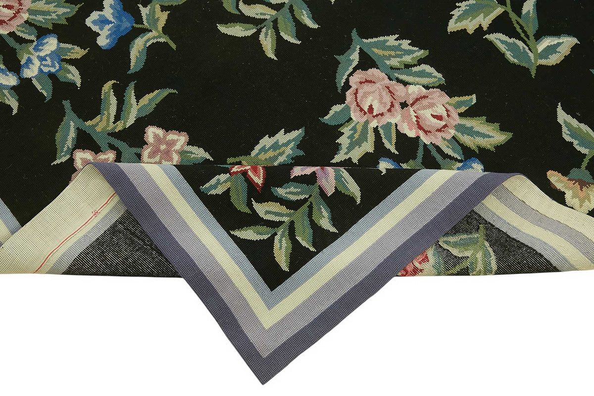Mevri Çiçek Desenli Siyah Gri Klasik El Dokuma Halı 236x306 cm – kenar detayı
