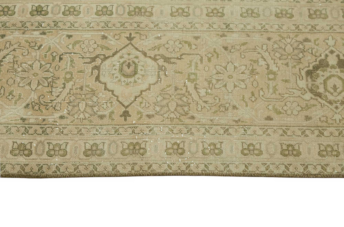 Rusvo Bej Ekru Geometrik Klasik El Dokuma Halı 240x516 cm – farklı açı