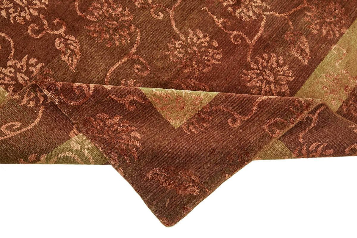 Komve Çiçek Desenli Kahverengi Bej Uşak El Dokuma Halı 244x304 cm – kenar detayı