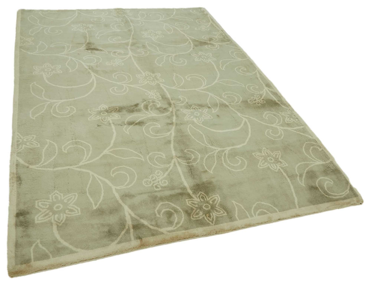 Komve Yeşil Krem Çiçek Desenli El Dokuma Halı 187x274 cm – genel görünüm