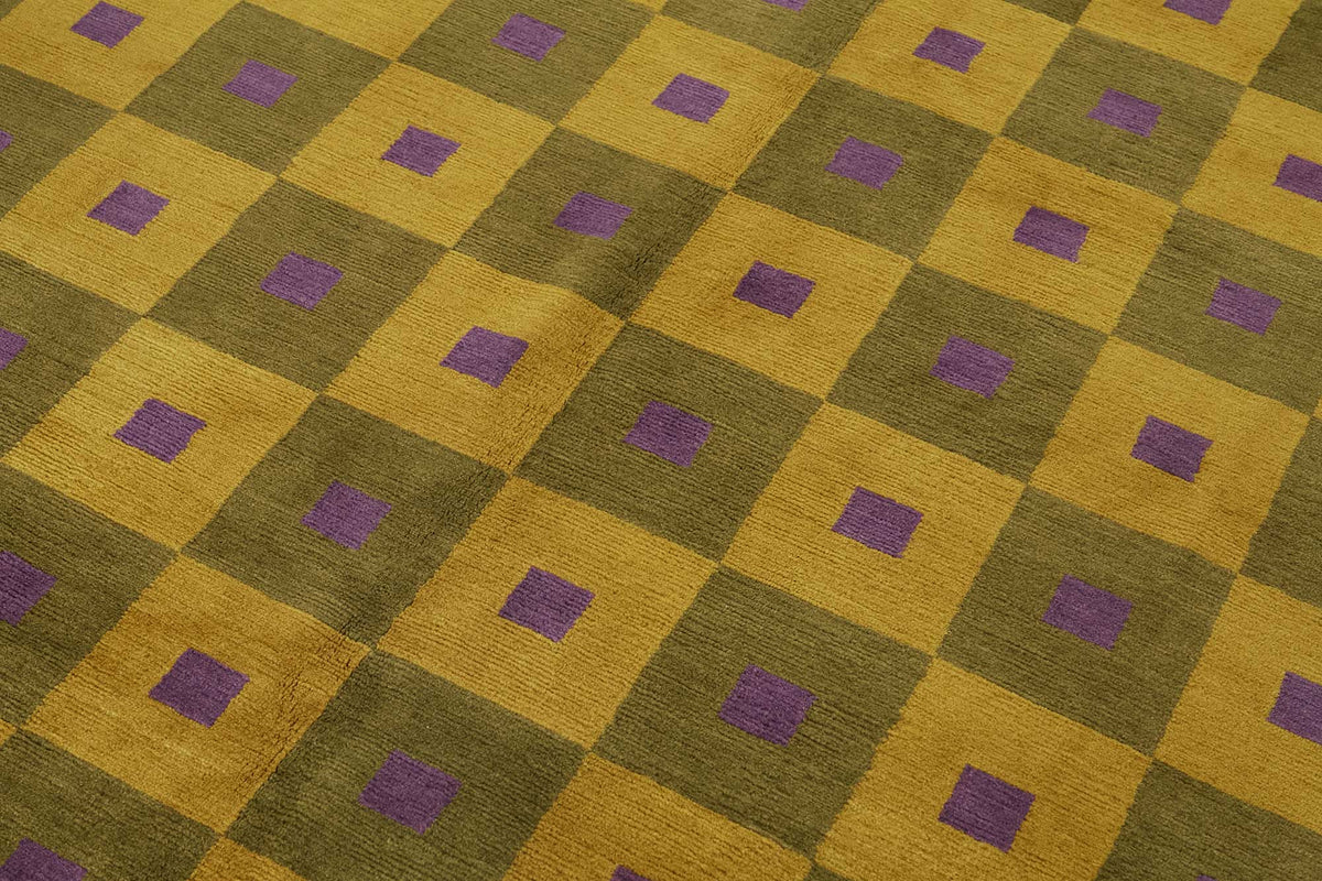 Komve Dokuma Modern Hardal Sarısı Geometrik Desenli Halı 181x275 cm – mekânda kullanım