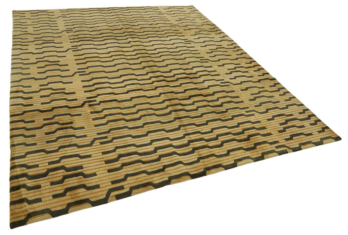 Komve Bej Antrasit Geometrik Desenli Modern El Dokuma Halı 243x302 cm – genel görünüm
