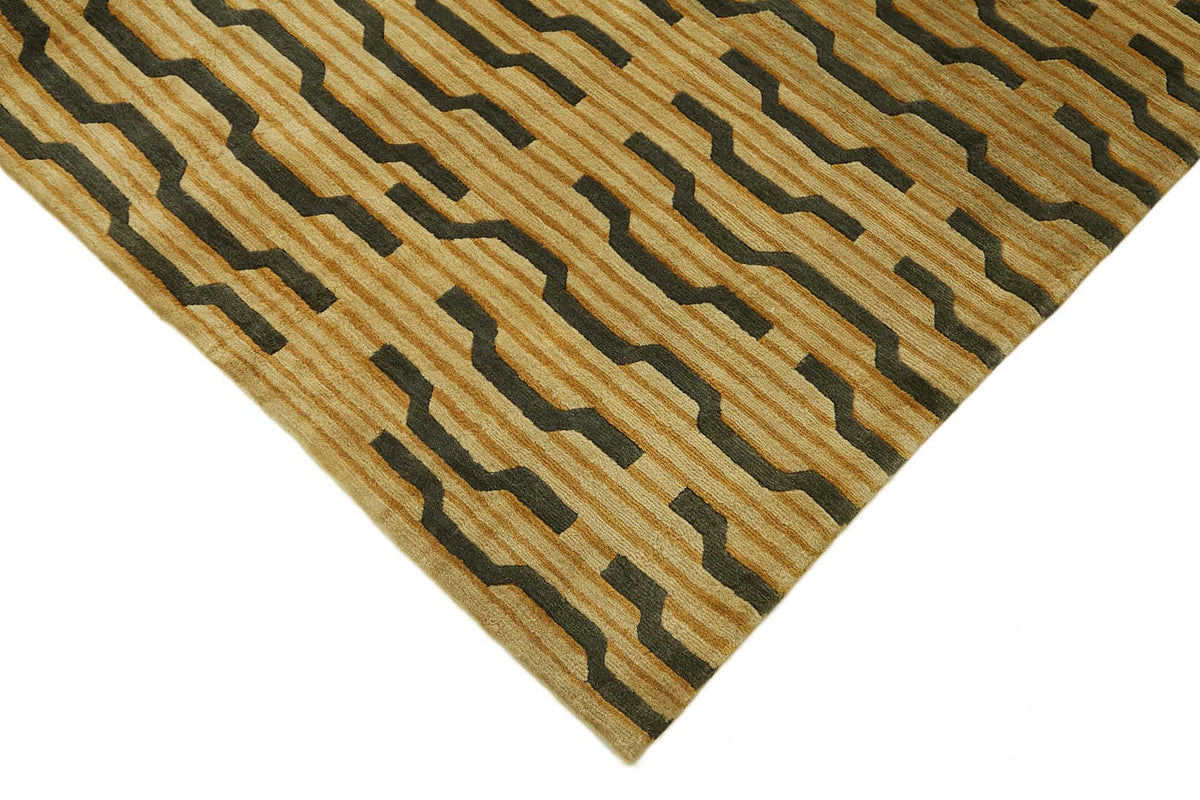 Komve Bej Antrasit Geometrik Desenli Modern El Dokuma Halı 243x302 cm – detay görünümü