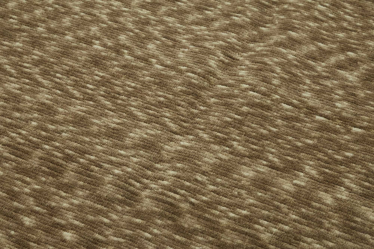 Veltos Kahverengi Bej Düz Dokuma El Dokuma Halı 206x303 cm – mekânda kullanım