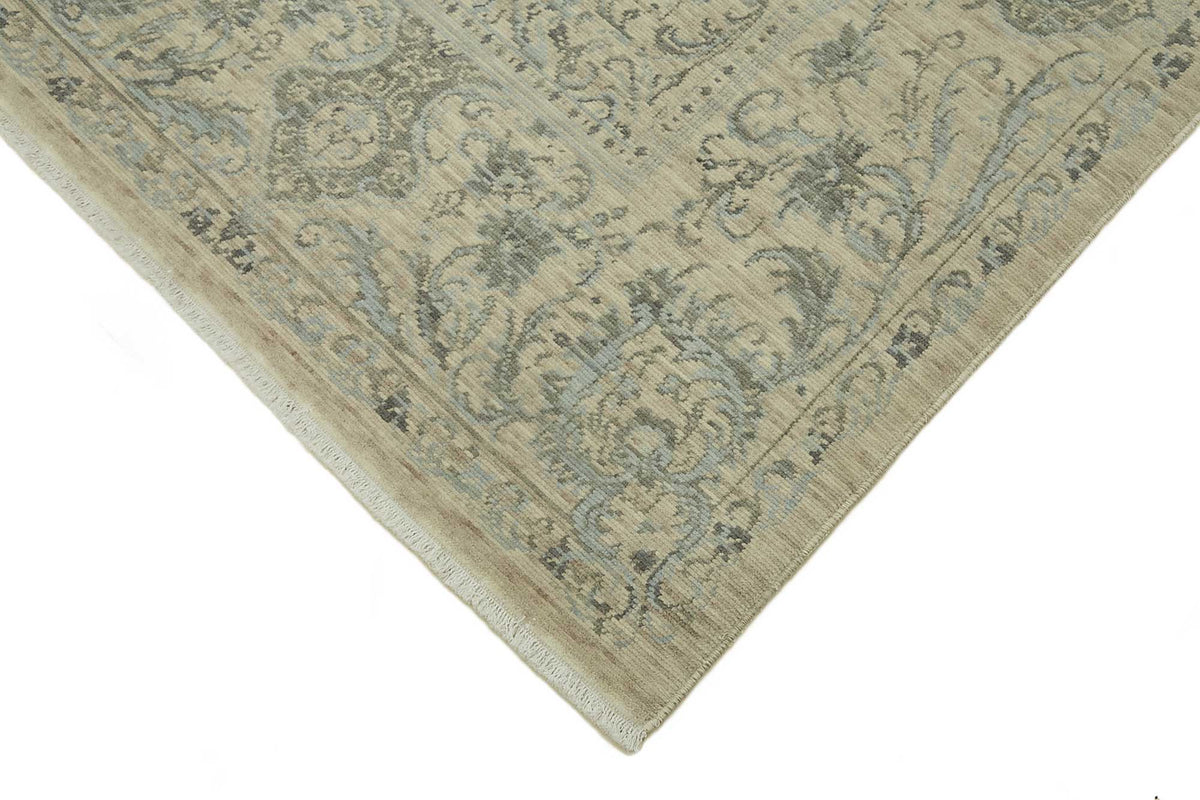 Veltos Açık Bej ve Buz Mavisi Madalyon Desenli Yün Halı 195x300 cm – detay görünümü