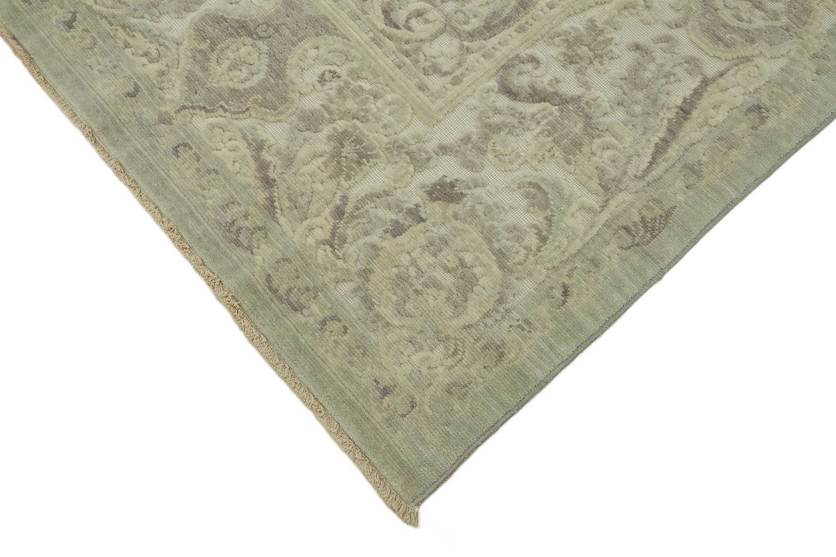 Veltos Bej Rengi Halı Uşak Stili Madalyon Desenli 197x292 cm – detay görünümü