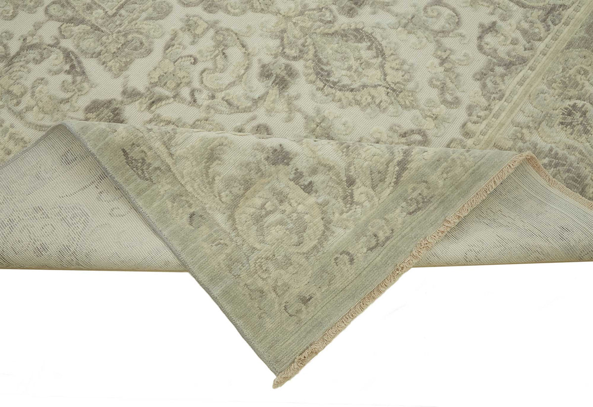 Veltos Bej Rengi Halı Uşak Stili Madalyon Desenli 197x292 cm – kenar detayı