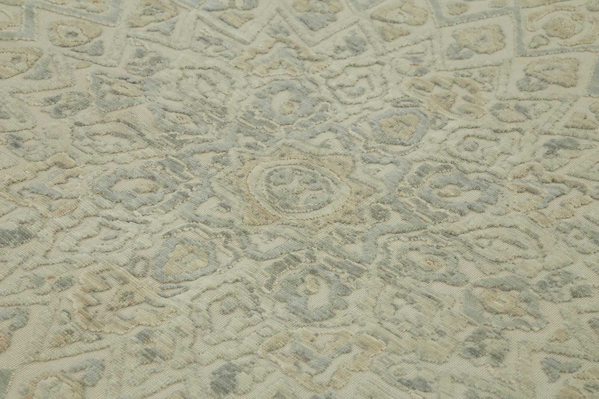 Veltos Geometrik Desenli Ekru ve Antrasit El Dokuma Halı 303x370 cm – mekânda kullanım