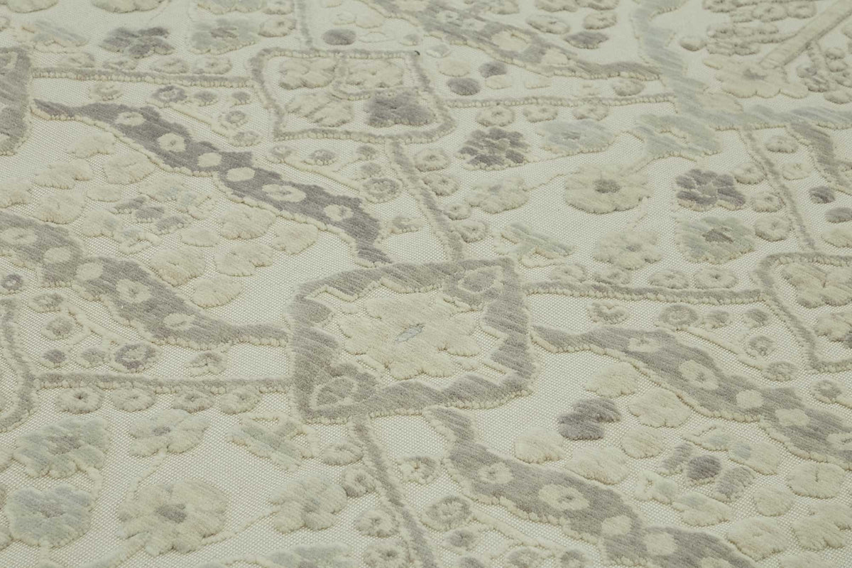 Veltos Uşak El Dokuma Açık Gri Geometrik Desenli Halı 309x372 cm – mekânda kullanım