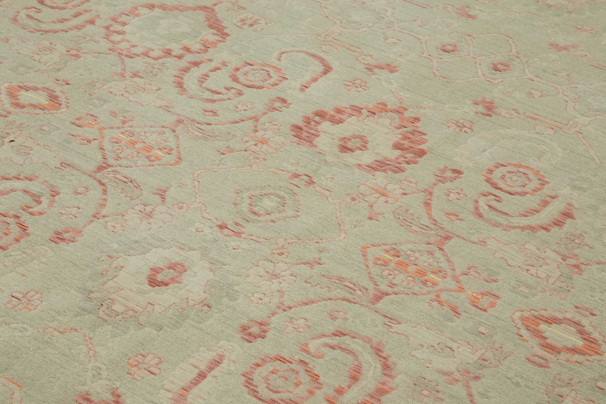 Veltos Uşak Adaçayı Yeşili Madalyon Desenli El Dokuma Halı 288x381 cm – mekânda kullanım