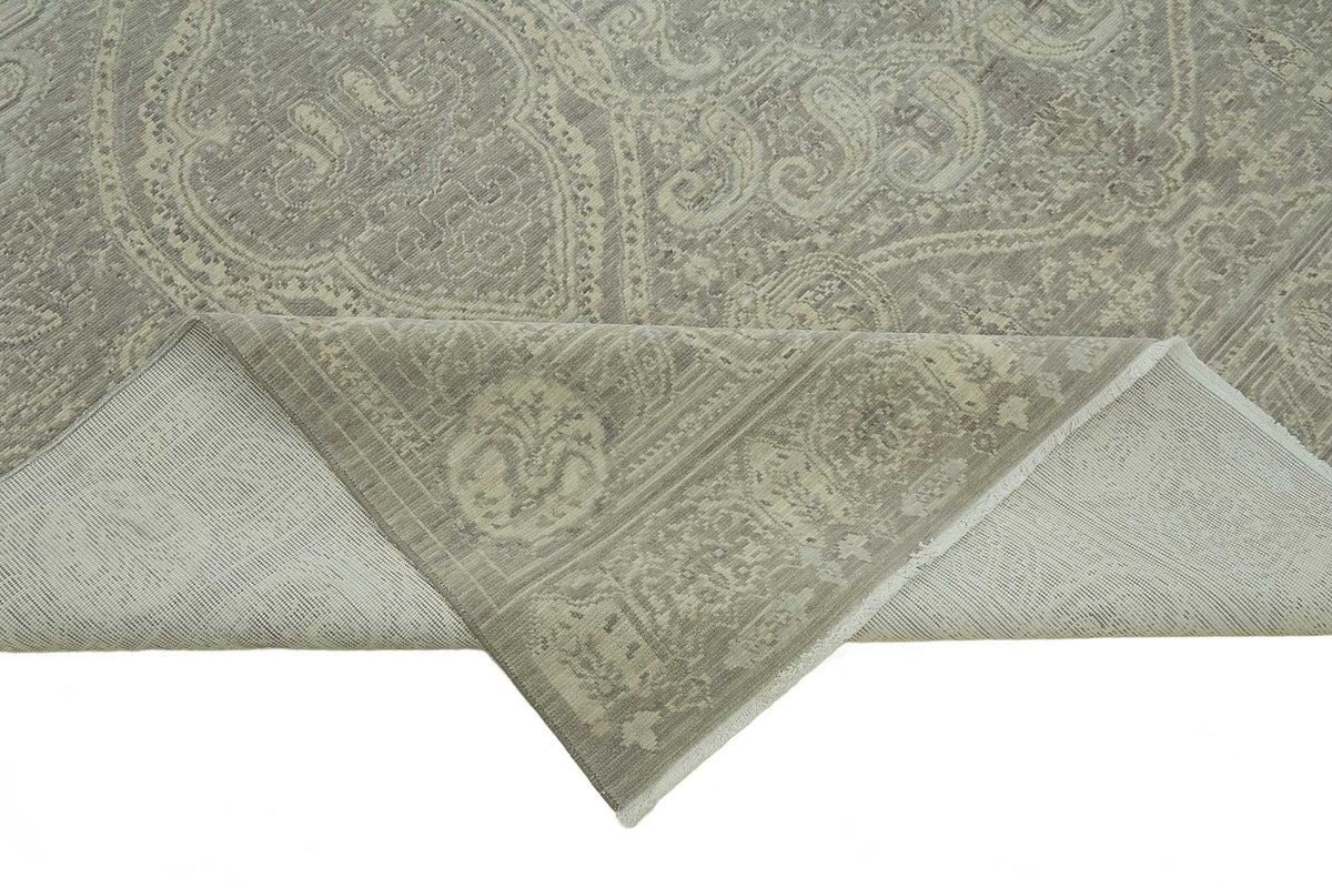 Veltos Gri Bej Madalyon Göbek El Dokuma Halı 283x365 cm – kenar detayı