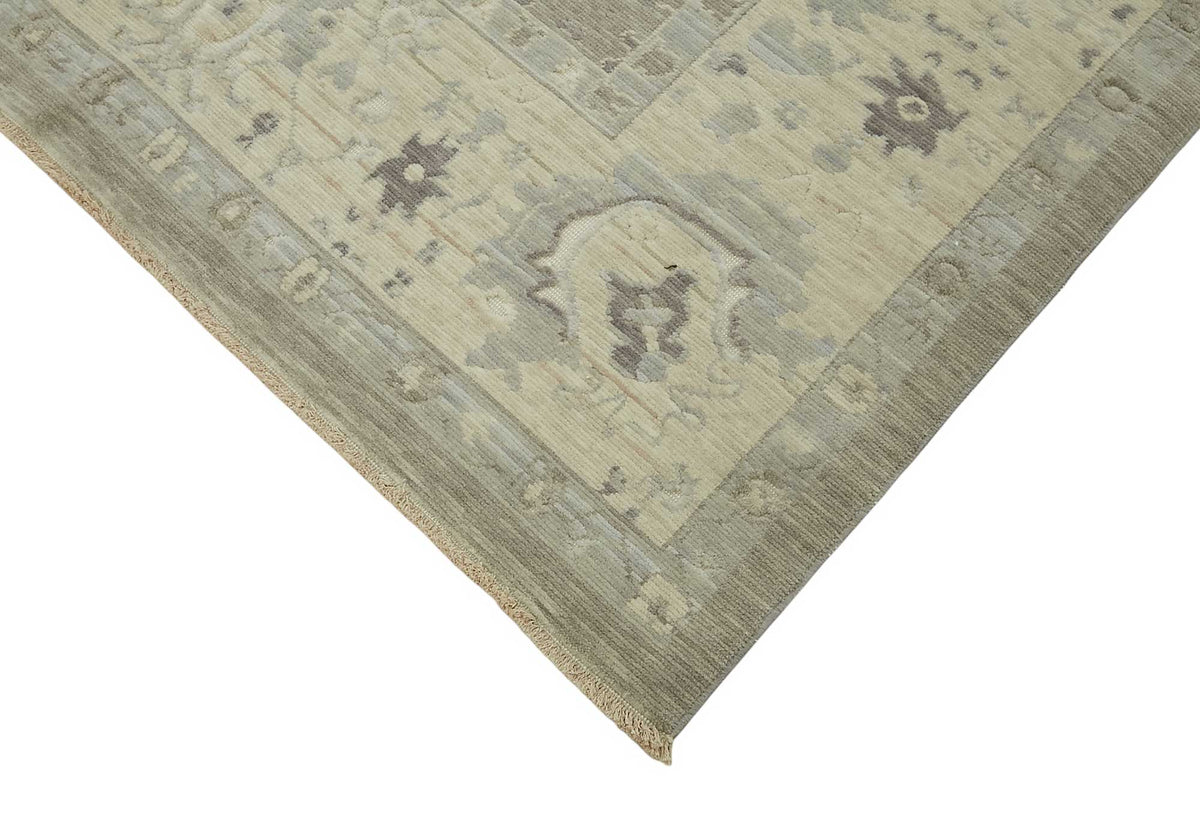 Veltos Gri Bej Çiçekli Klasik El Dokuma Halı 261x350 cm – detay görünümü