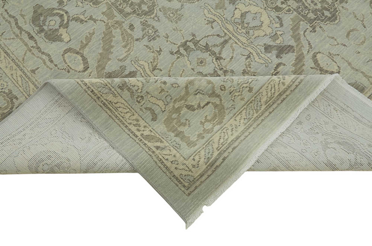 Veltos Madalyon Desenli Mavi ve Gri Düz Dokuma Halı 268x355 cm – kenar detayı
