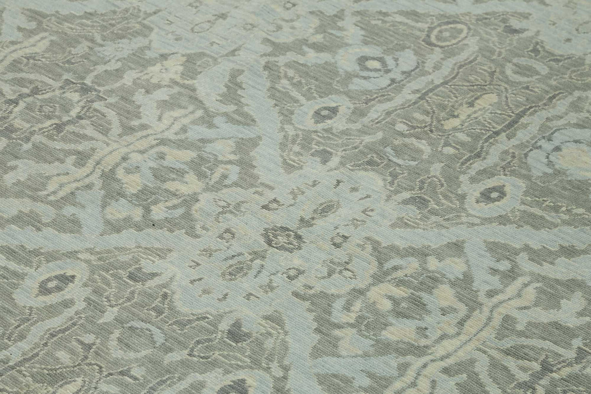 Veltos Gri Mavi Madalyon Desenli Yün El Dokuma Halı 269x356 cm – mekânda kullanım