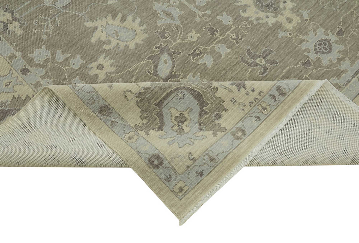 Veltos Çiçek Desenli Açık Gri ve Krem El Dokuma Halı 256x346 cm – kenar detayı