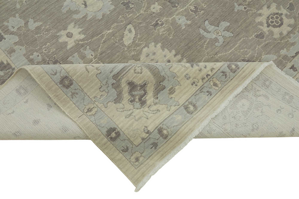 Veltos Uşak El Dokuma Açık Gri ve Mavi Çiçek Desenli Halı 258x347 cm – kenar detayı