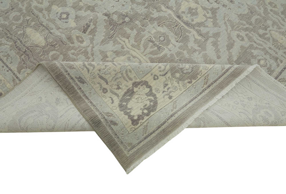 Veltos Açık Gri Halı Klasik Madalyon Desenli El Dokuma 305x370 cm – kenar detayı