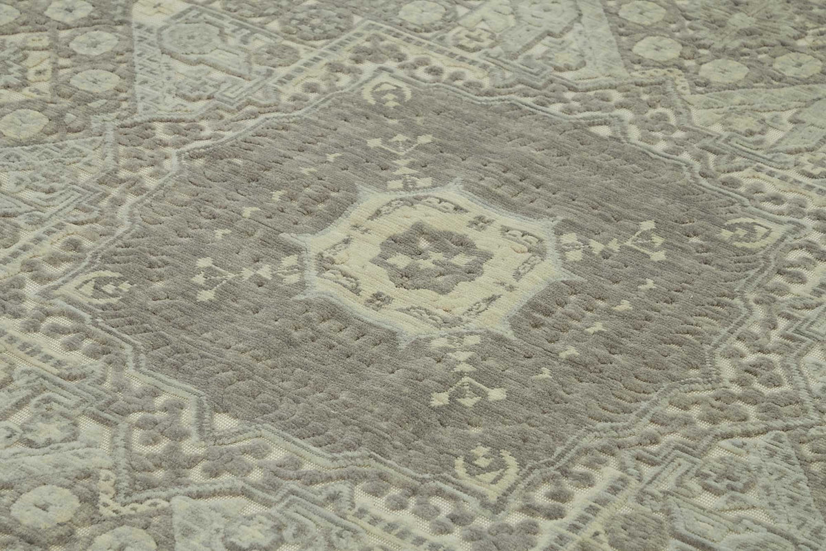 Veltos Gri Bej Geometrik Klasik El Dokuma Halı 293x374 cm – mekânda kullanım