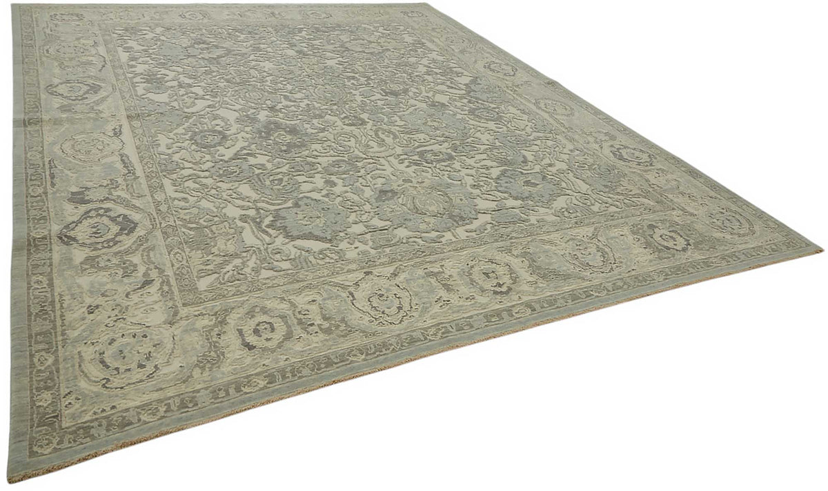Veltos Bej Gri Çiçek Desenli Klasik Uşak El Dokuma Halı 305x375 cm – genel görünüm