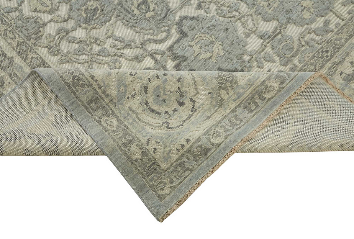 Veltos Bej Gri Çiçek Desenli Klasik Uşak El Dokuma Halı 305x375 cm – kenar detayı