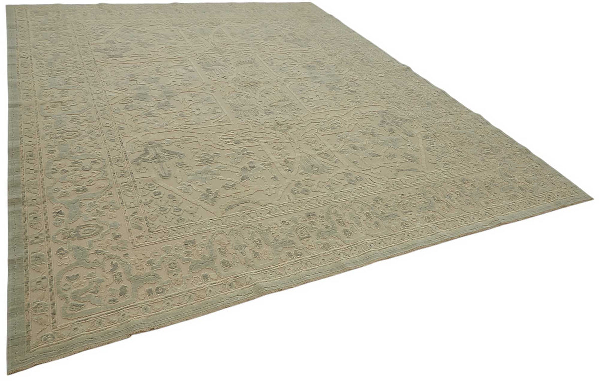 Veltos Uşak Dokuma Açık Mavi Madalyon Desenli Halı 277x345 cm – genel görünüm