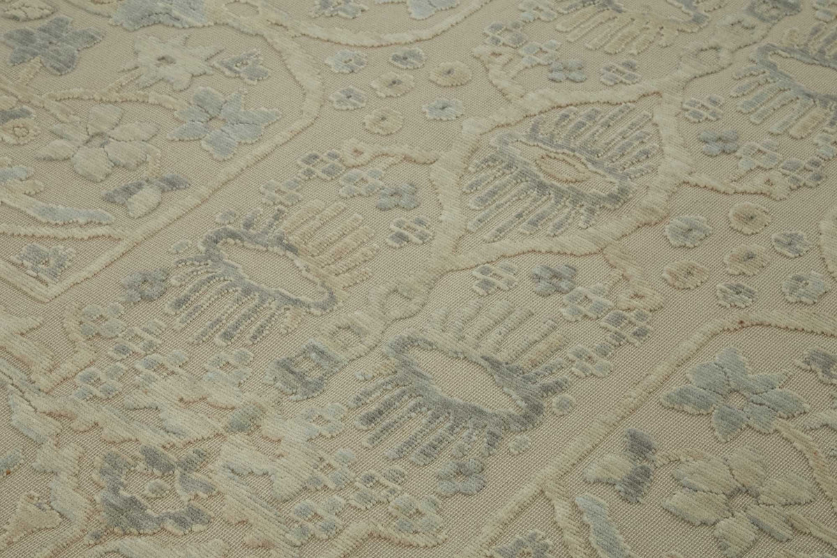 Veltos Uşak Dokuma Açık Mavi Madalyon Desenli Halı 277x345 cm – mekânda kullanım