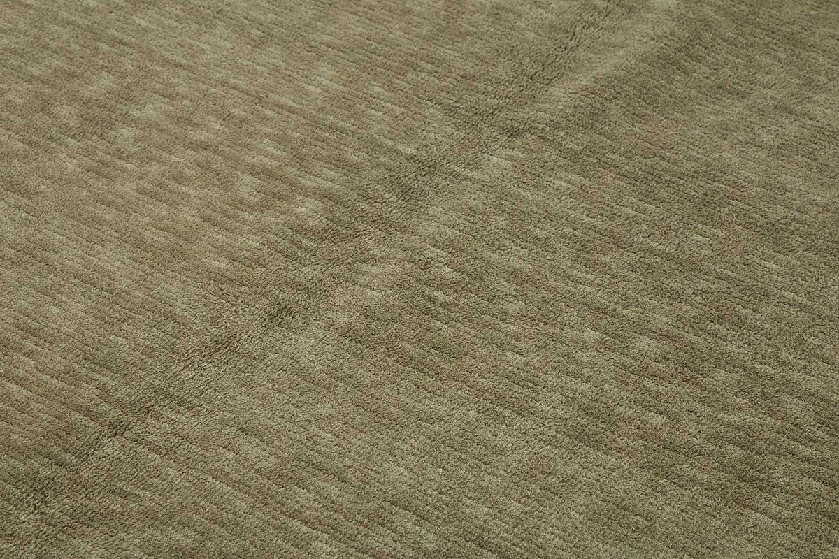 Veltos Düz Kahverengi Halı Bej Melanj Dokulu 270x370 cm 47843 – mekânda kullanım