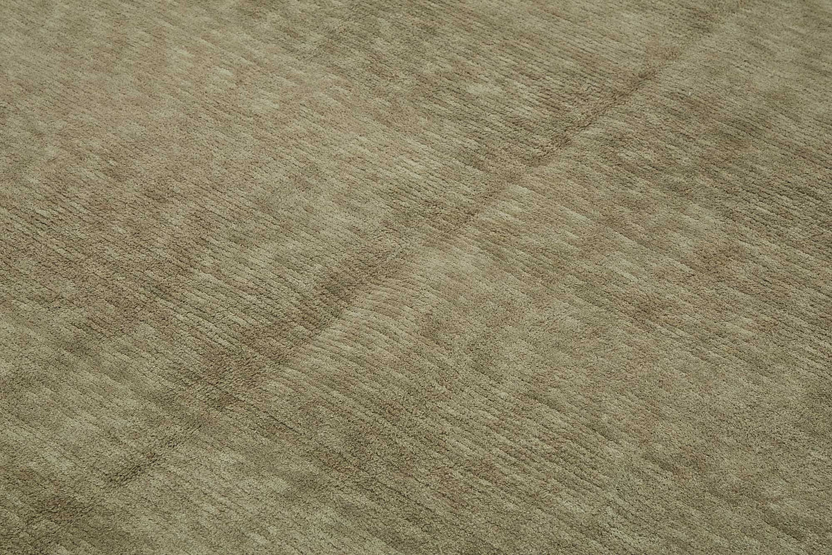 Veltos Düz Kahverengi Halı Modern Uşak Dokuma 275x370 cm – mekânda kullanım