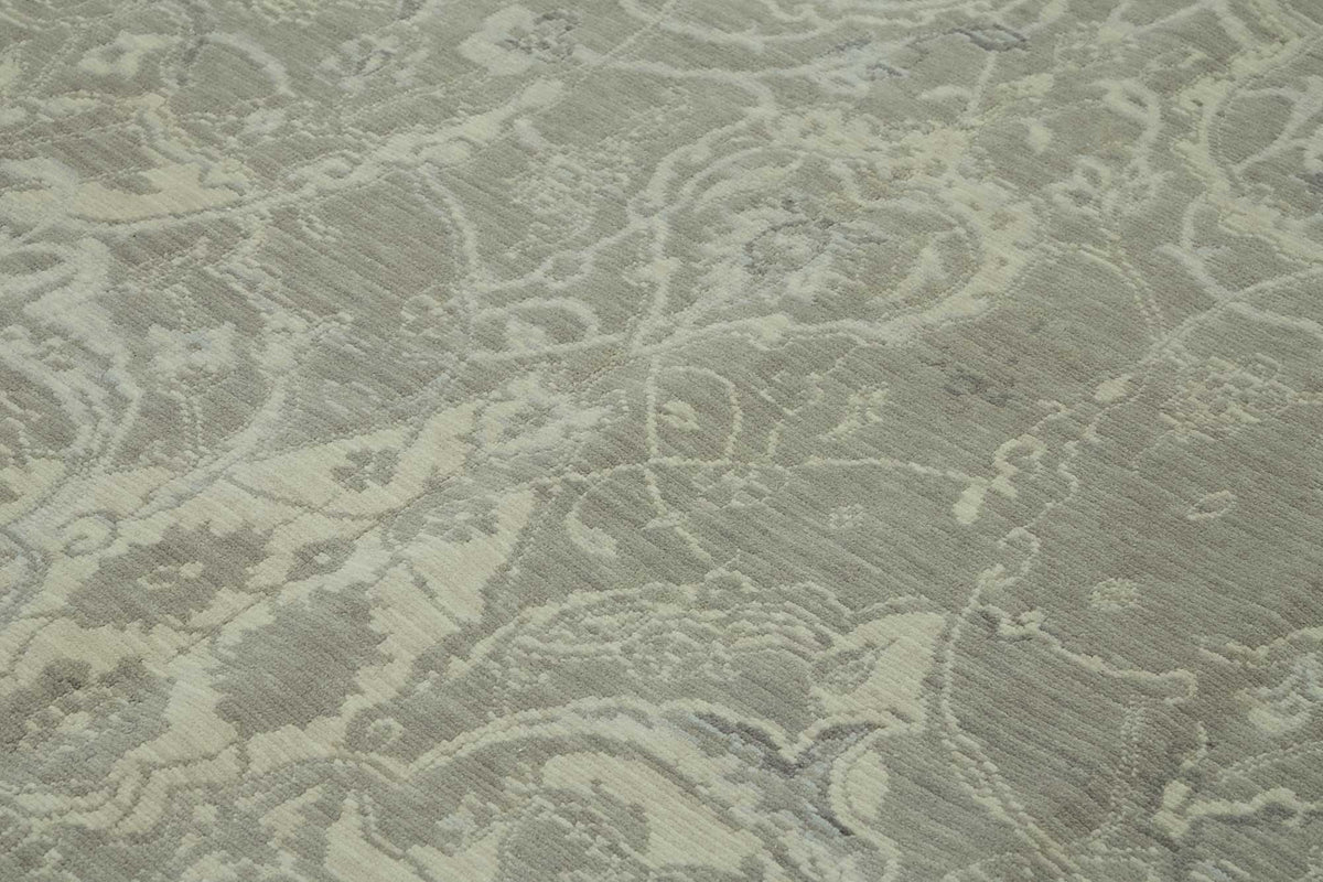 Veltos Gri Bej Çiçek Desenli Klasik El Dokuma Halı 284x352 cm – mekânda kullanım