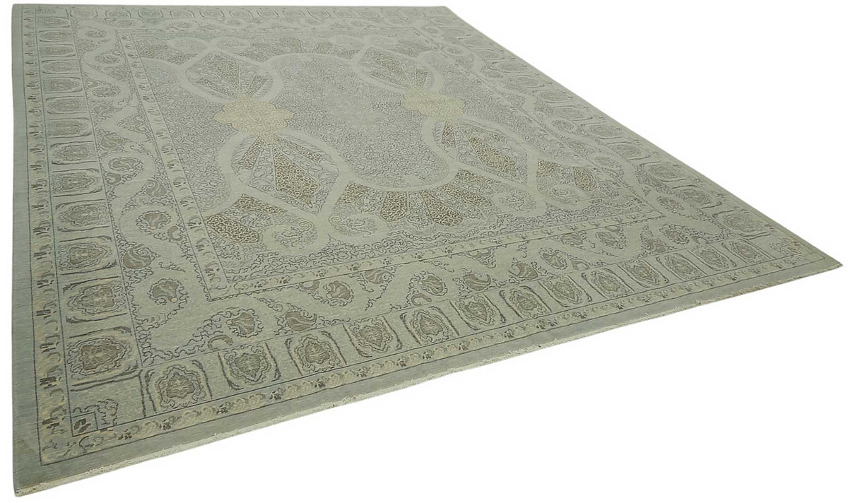 Veltos Gri Bej Madalyon Desenli Klasik El Dokuma Halı 310x376 cm – genel görünüm