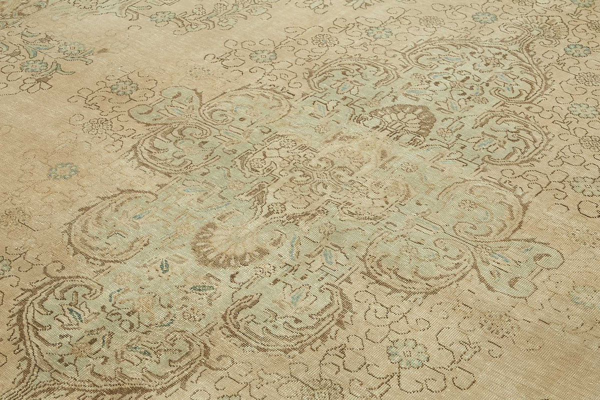 Rusvo Madalyon Desenli Lacivert Bej Vintage Halı 286x392 cm – mekânda kullanım