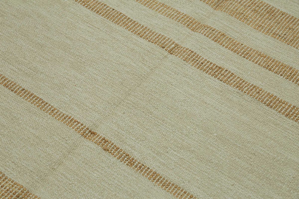 Gozvan Bej Çizgili Dokulu Yün El Dokuma Halı 150x241 cm 48532 – mekânda kullanım