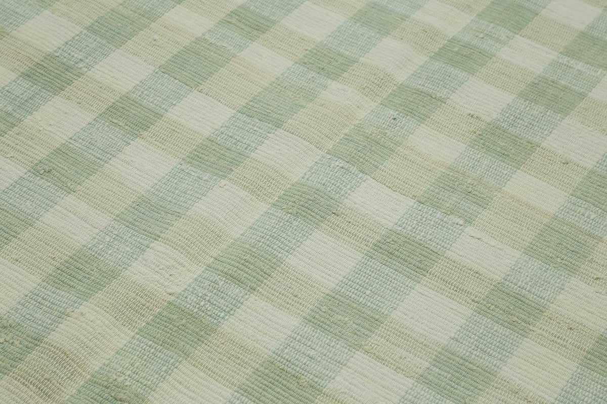 Gozvan Yeşil Bej Geometrik Desenli Modern El Dokuma Halı 178x266 cm – mekânda kullanım