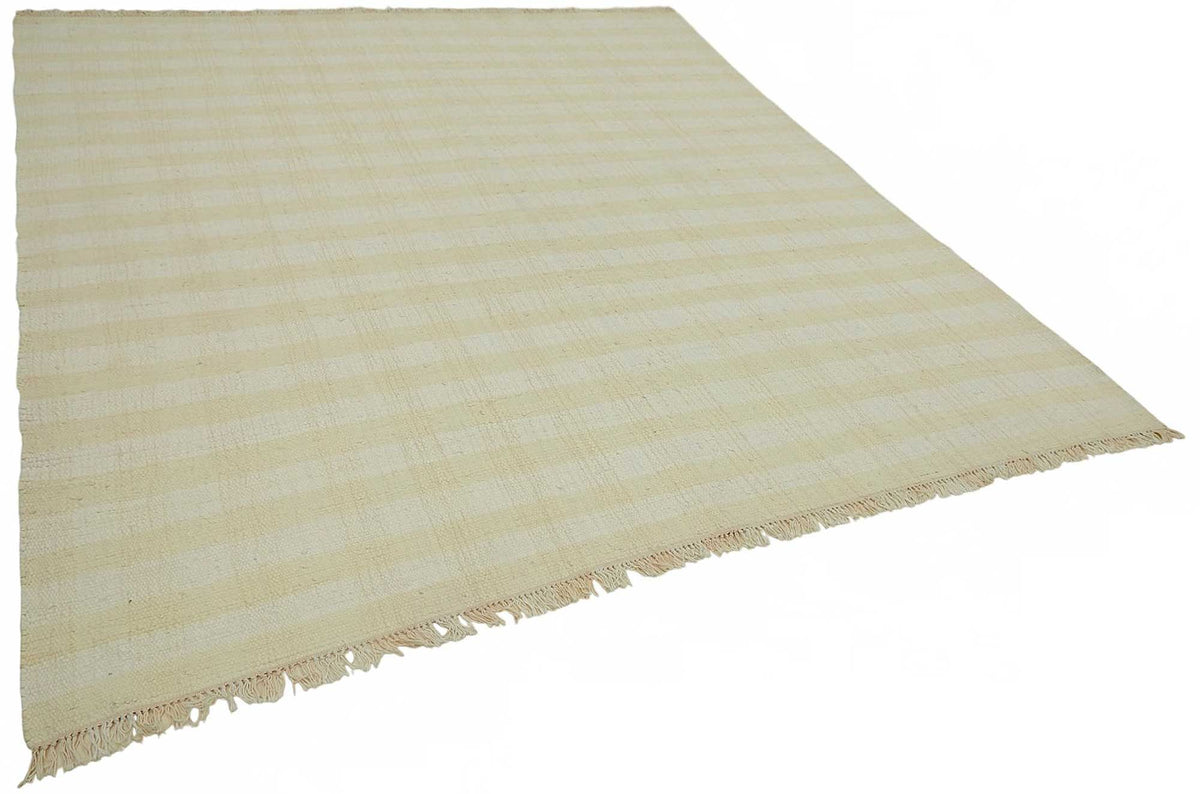 Gozvan Bej Krem Çizgili Modern El Dokuma Halı 264x287 cm – genel görünüm