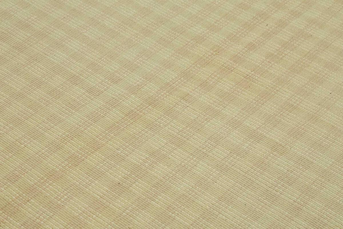 Gozvan Desensiz Dokulu Modern Düz Krem Halı 236x276 cm – mekânda kullanım